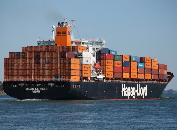 Hapag-Lloyd sold 3 vessels for recycling