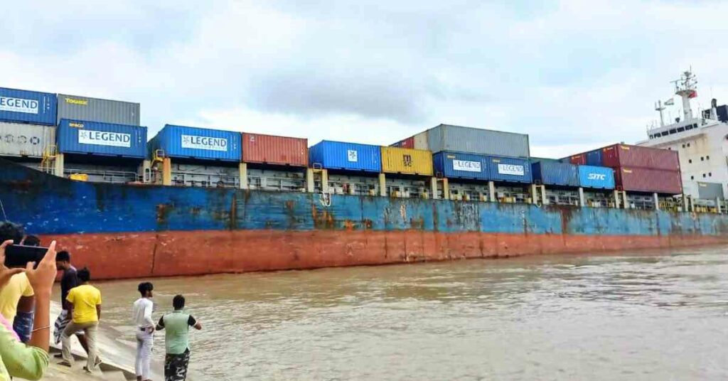 MTT Singapore ran aground near Kolkata