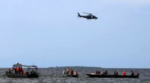 Boat overturned : 20 pax died in Uganda