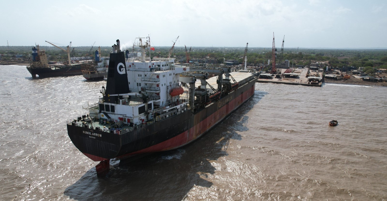 Ship recycling : A ray of hope on the horizon