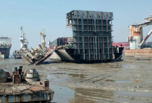 Six individuals sued for ship breaking worker's death