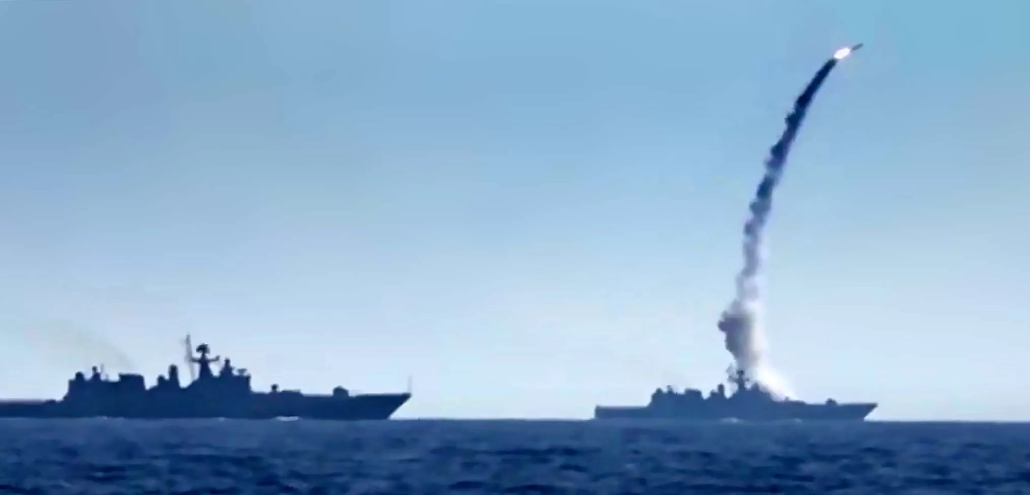 Ukrainian Air Force Inflicts Significant Blow on Russian Navy in Crimea