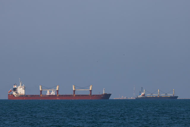 A Looming Crisis: Delays and Challenges in Decommissioning Yemen's Ailing Oil Tanker