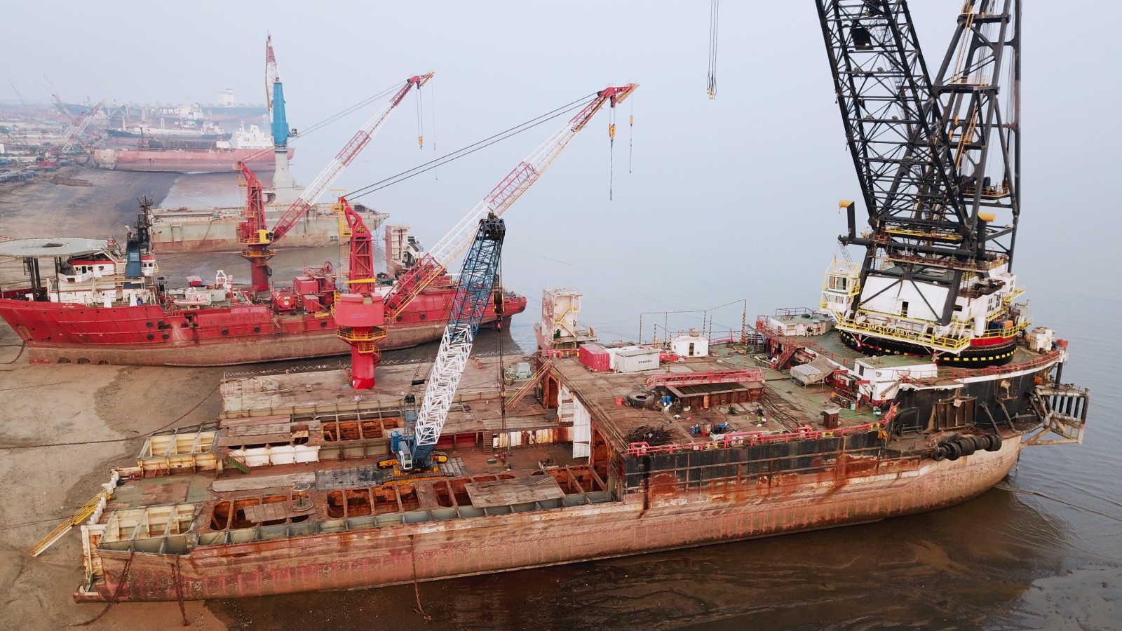 BIMCO Raises Alarm Over Conflicting Ship Recycling Regulations