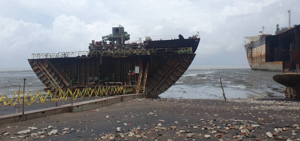 The Ministry of Industries Fines SN Corporation Shipbreaking Yard Tk26 Lakh Following Fatal Explosion