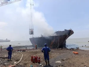 Explosion on MT Suvarna Swarajya Highlights Regulatory Failures and Labor Rights Abuses in Bangladesh’s Shipbreaking Industry