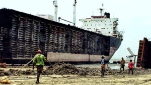 Breaking of Old Scrap Ships is Posing a Serious Threat to the Lives of Workers and Polluting the Coastal Environment in BANGLADESH