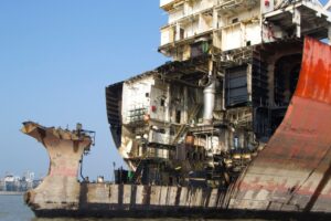 Bangladesh's Shipbreaking Industry Facing Mounting Challenges Amid Economic and Geopolitical Strain